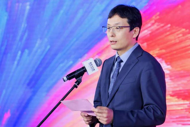 冷暖新科技健康再升级！太极石纤维产品发布亮相2024上海春夏纱线展(图1)