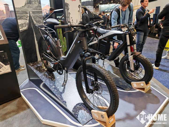 CES 2024盘点：手机新品寥寥AI大模型走向被集成(图17)